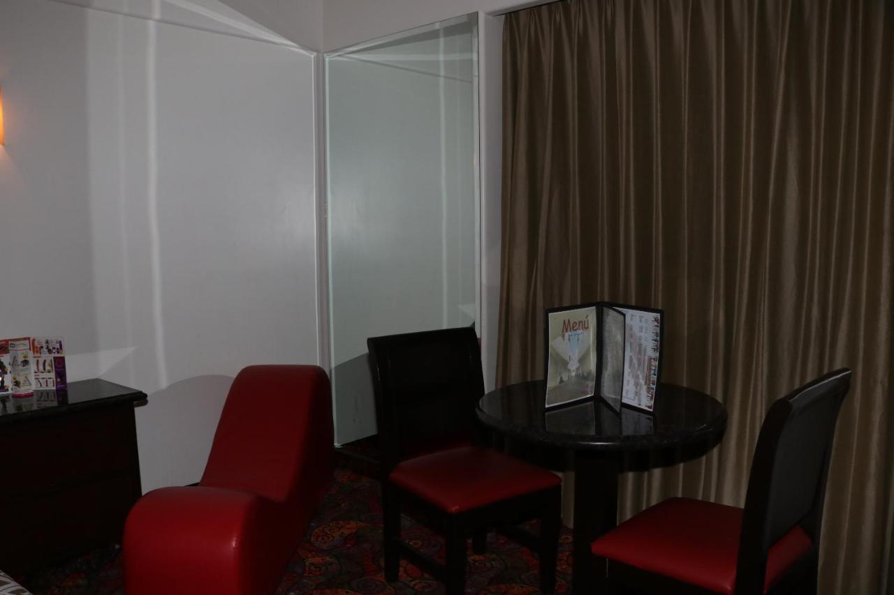 Motel Marina Marbella Тихуана Екстериор снимка
