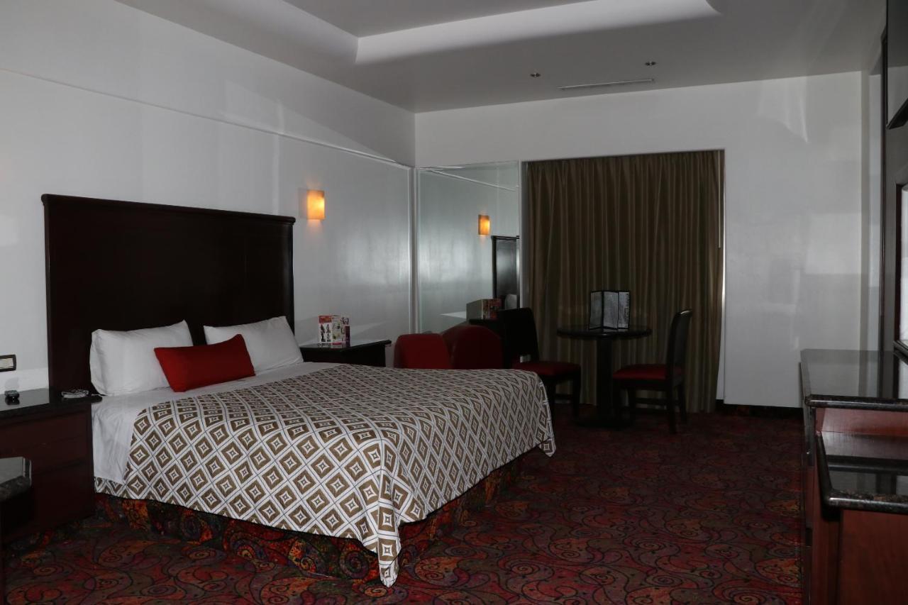 Motel Marina Marbella Тихуана Екстериор снимка