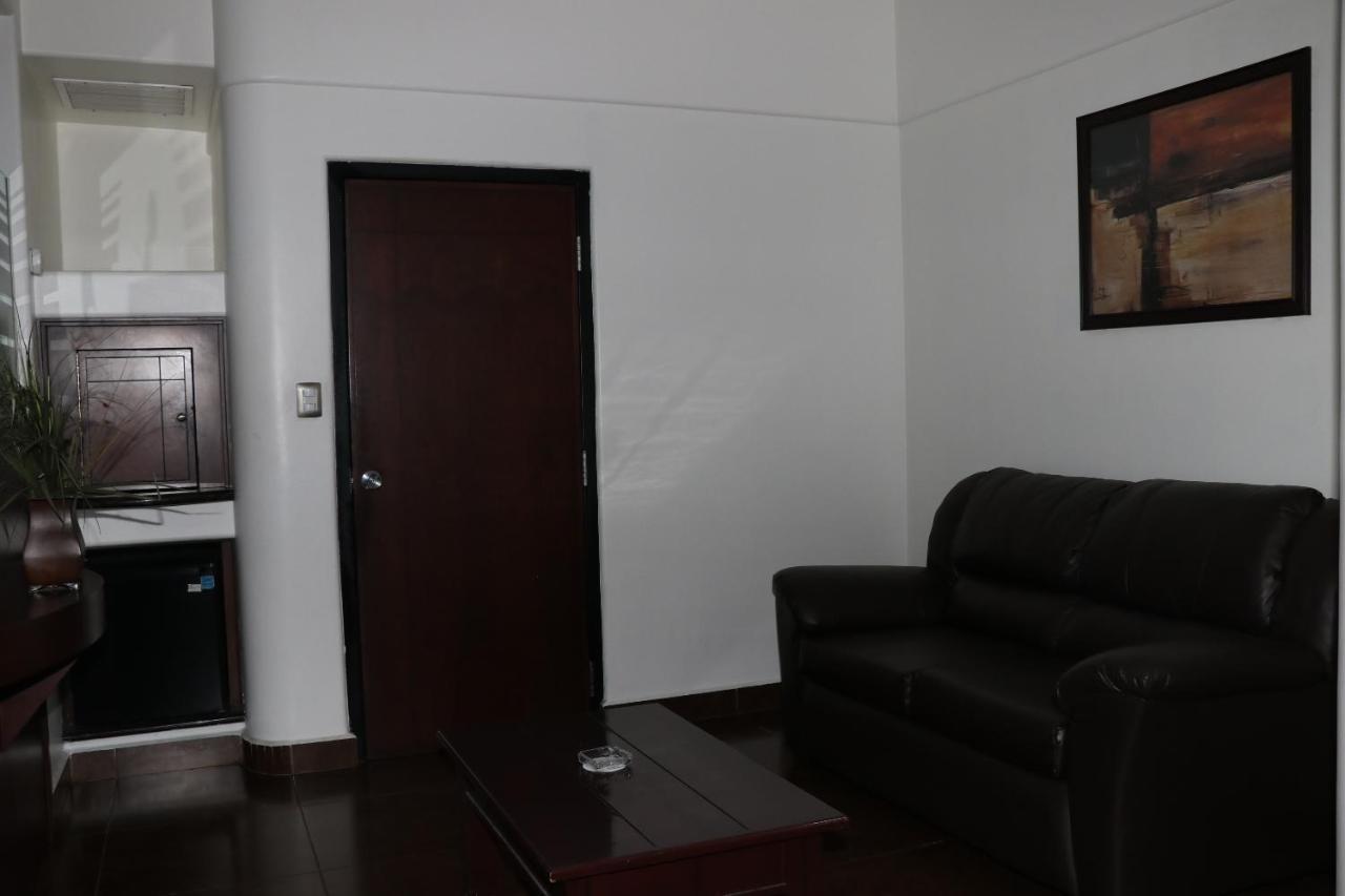 Motel Marina Marbella Тихуана Екстериор снимка