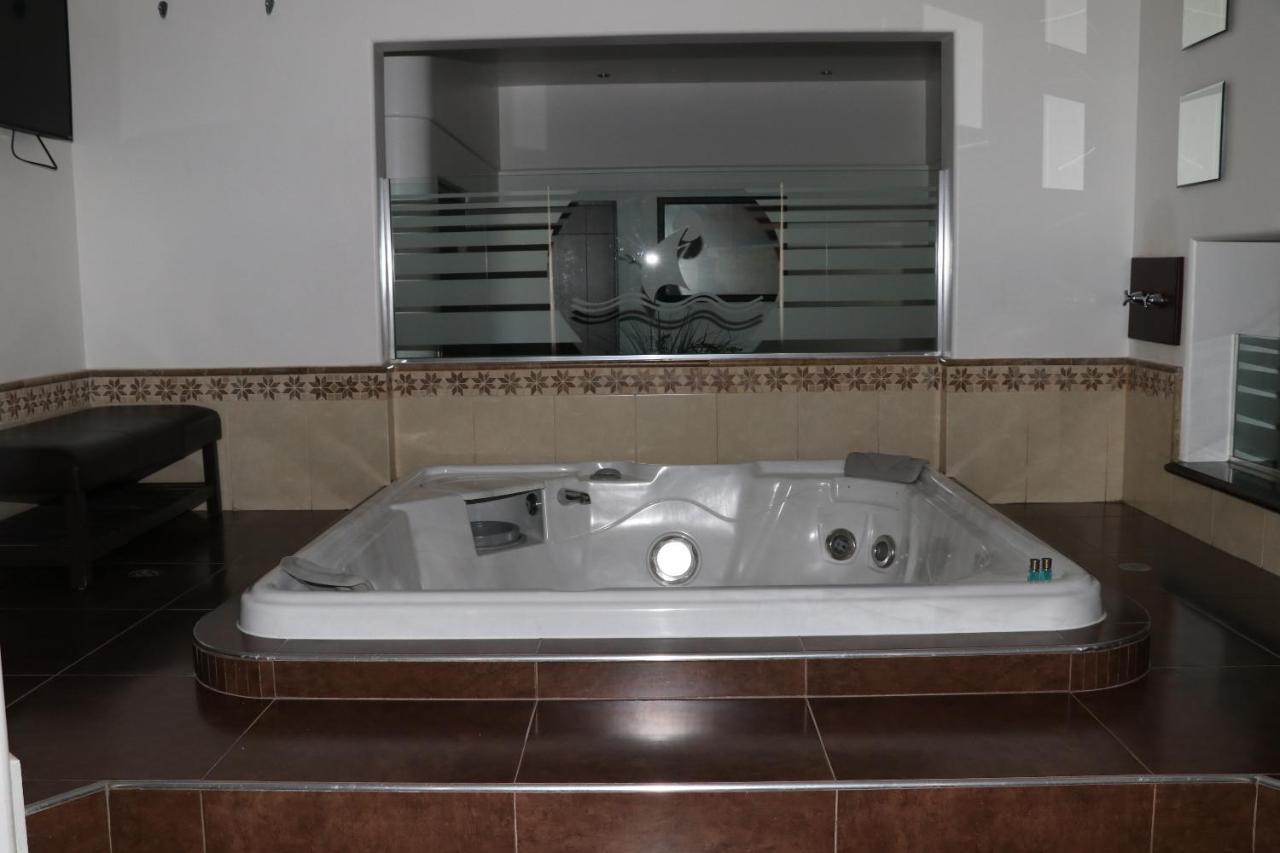 Motel Marina Marbella Тихуана Екстериор снимка