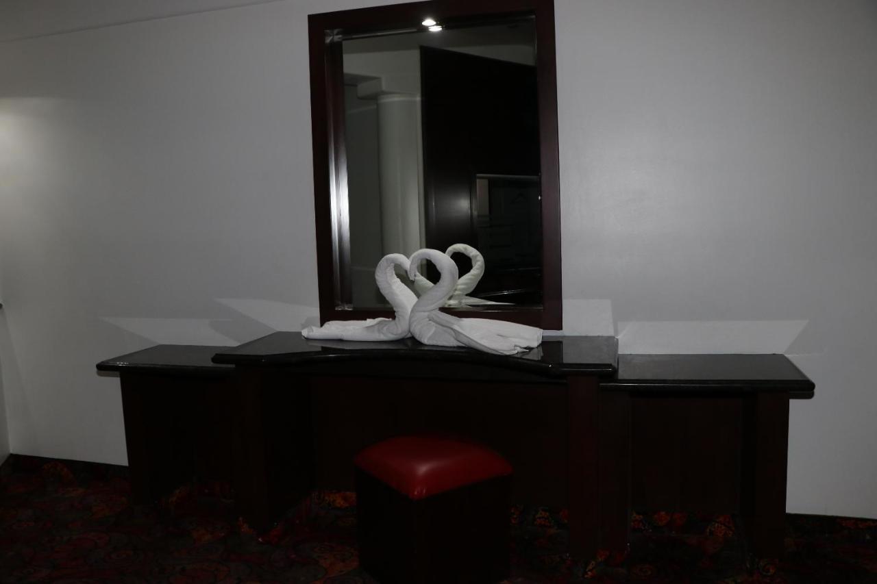 Motel Marina Marbella Тихуана Екстериор снимка